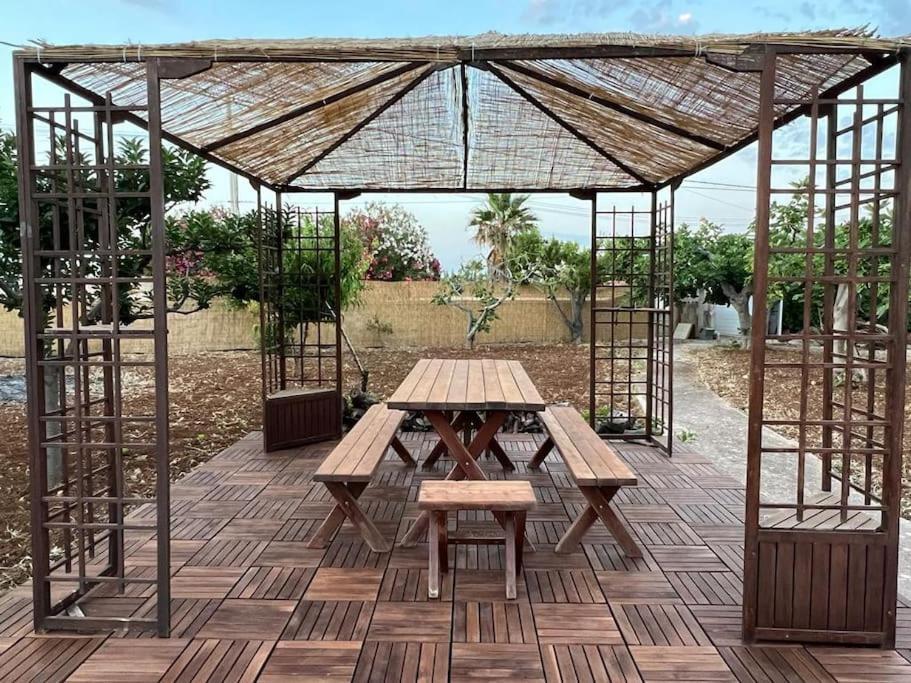 Villa Karmarea مولا دي باري المظهر الخارجي الصورة